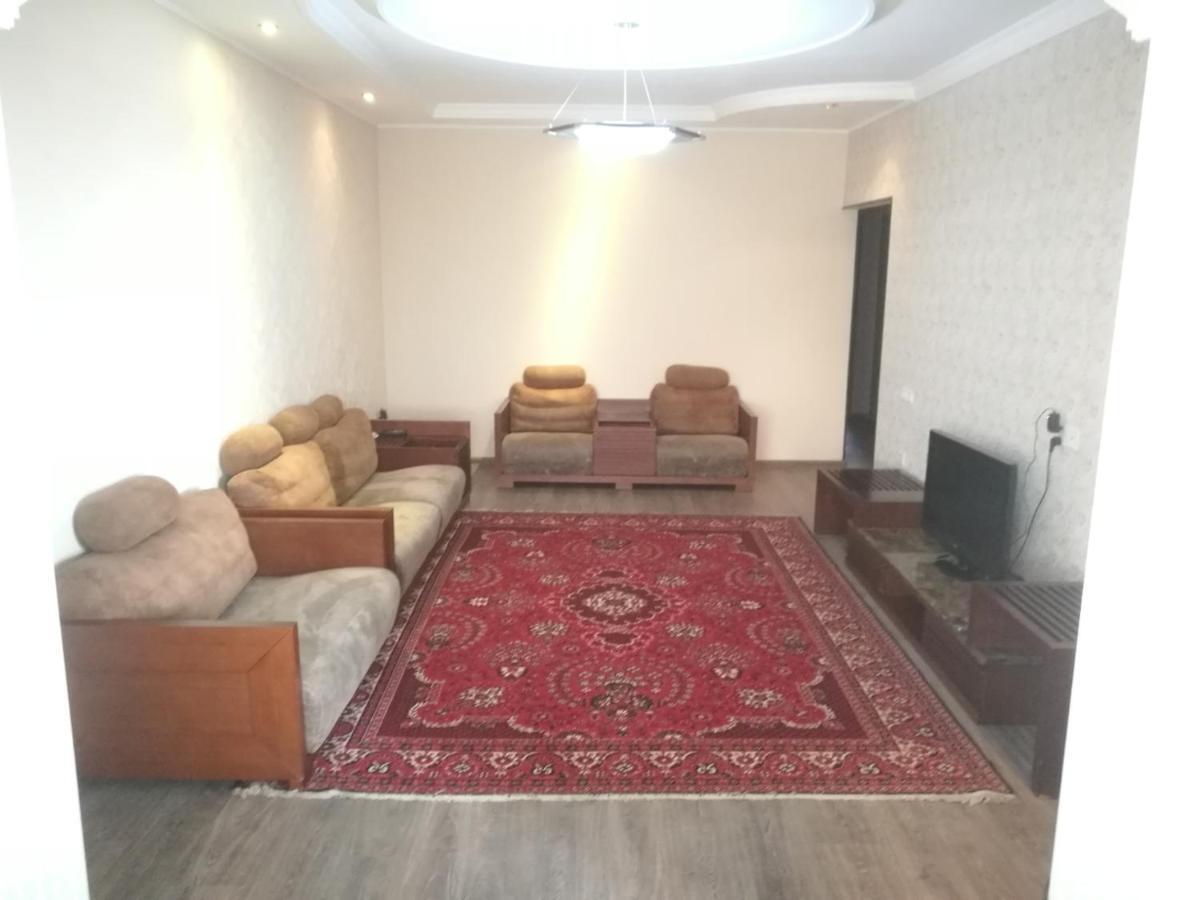Apartment 2 Bed Room In The Center Апартамент 3-Х Комнатная В Центре Tashkent Exterior foto